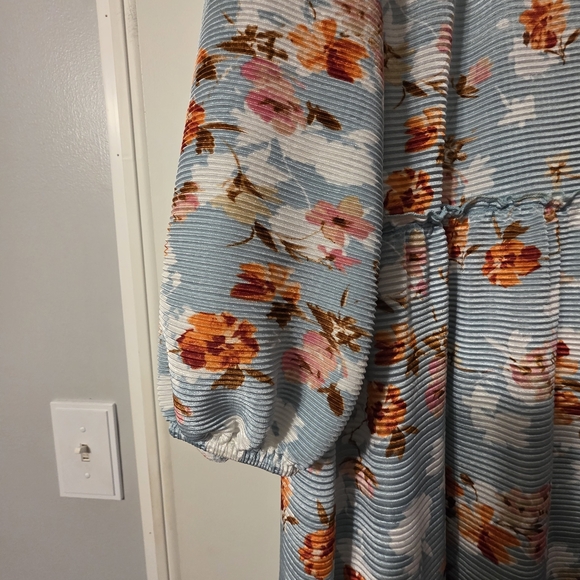 Floral 3/4 Sleeve Maxi Dress - Picture 2 of 4